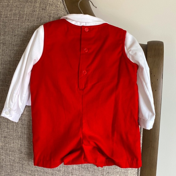 *NEW* Edgehill Collection red Christmas short-all with white collared shirt - Picture 3 of 4